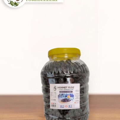 3,5 kilogram pet bidonda doğal Hatay Siyah Köy Zeytini.